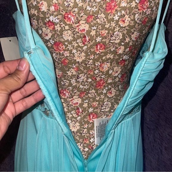 David’s Bridal Formal Dress-NWT - Picture 7 of 13